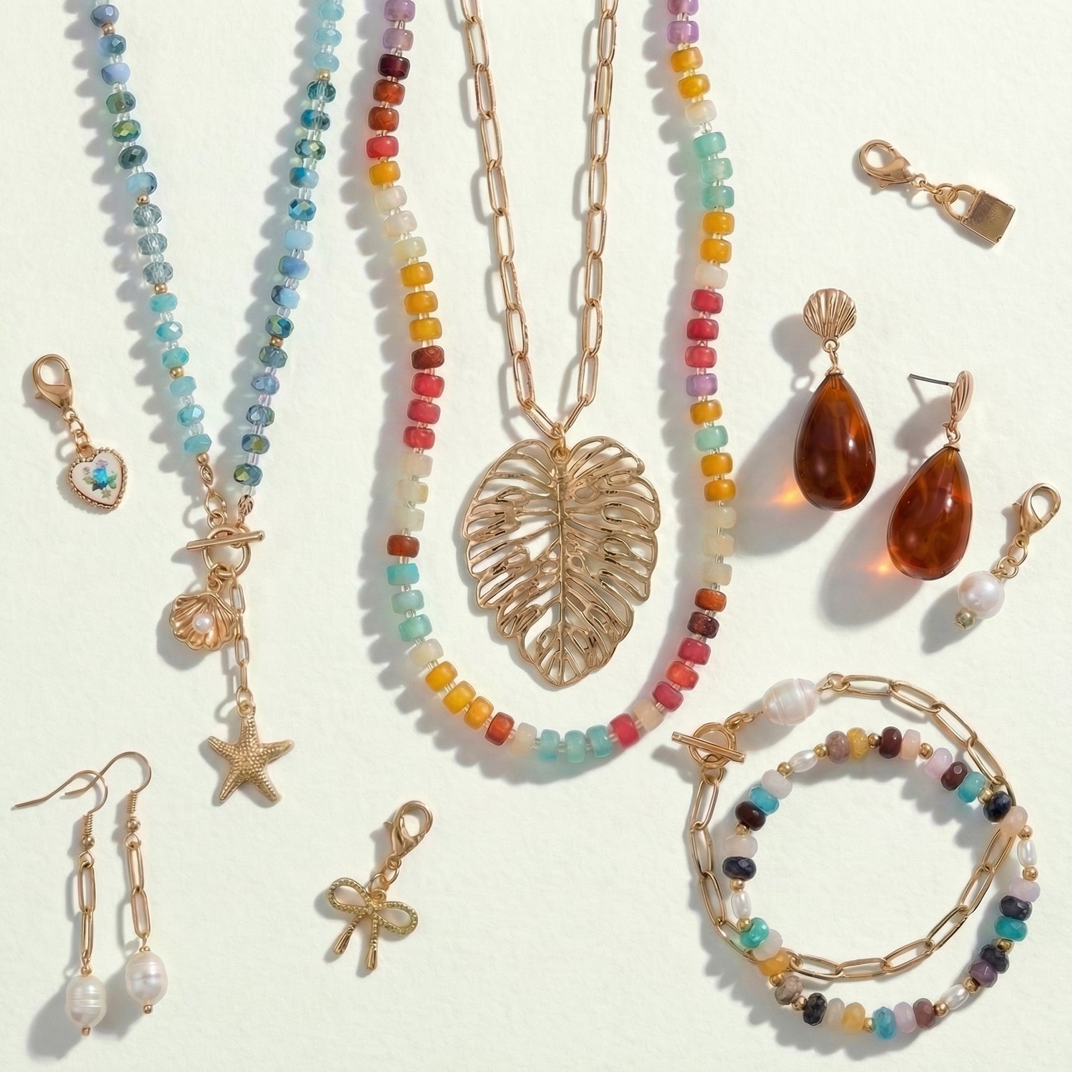 16" Gold Tone Seashell and Starfish Drop Fashion Toggle Necklace